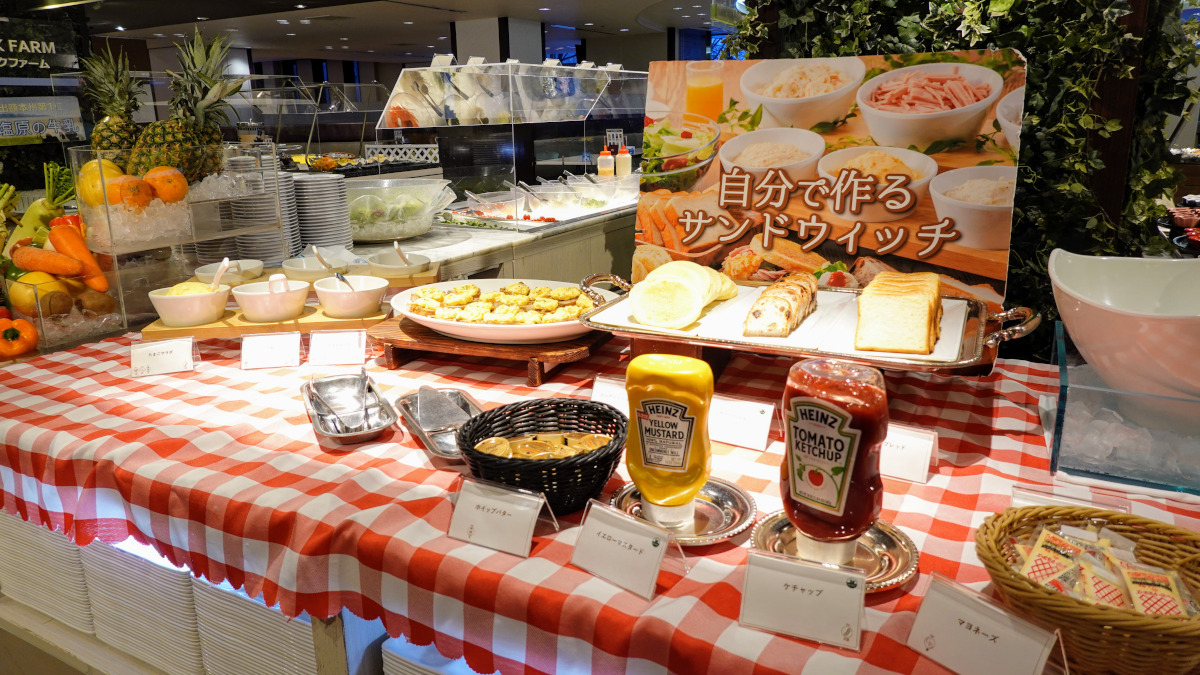 ホテルエピナール那須の朝食バイキング　自分で作るサンドイッチコーナー